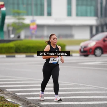 Runner Photo 3568437