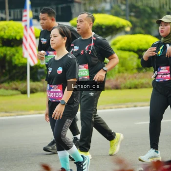 Runner Photo 3568442