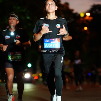 Runner Photo 3568453