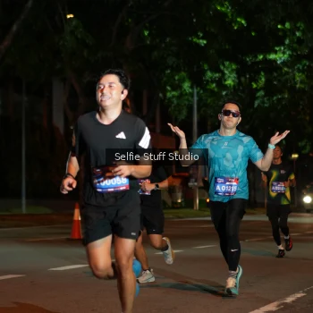 Runner Photo 3568476