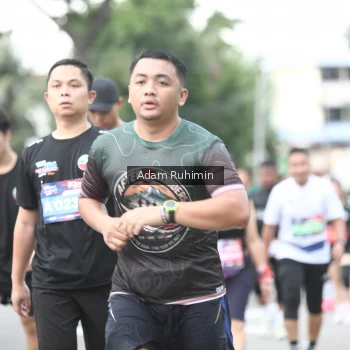 Runner Photo 3568525