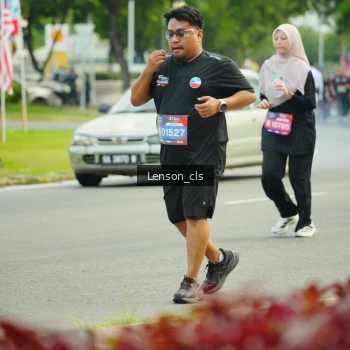 Runner Photo 3568544