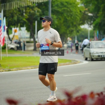 Runner Photo 3568548