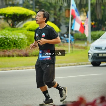 Runner Photo 3568554