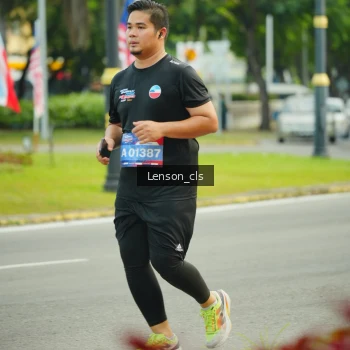 Runner Photo 3568565