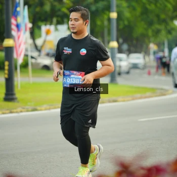 Runner Photo 3568570