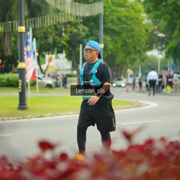 Runner Photo 3568576