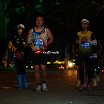 Runner Photo 3568602