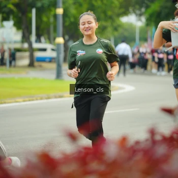 Runner Photo 3568605