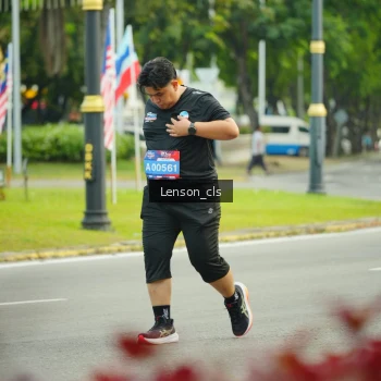 Runner Photo 3568608