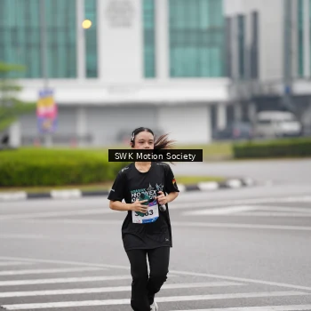 Runner Photo 3568621
