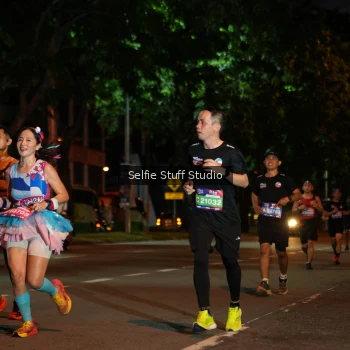 Runner Photo 3568623