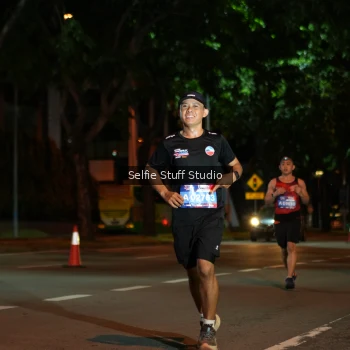 Runner Photo 3568641