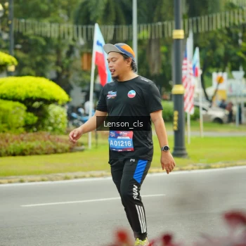 Runner Photo 3568648