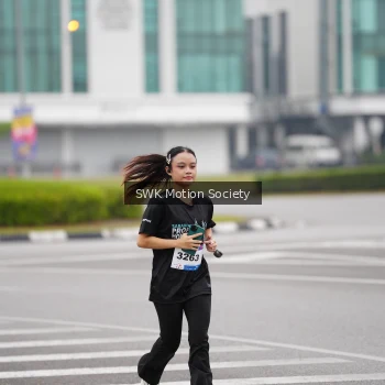 Runner Photo 3568649