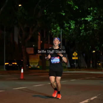 Runner Photo 3568701