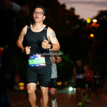Runner Photo 3568705