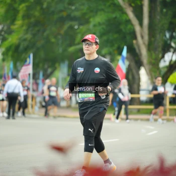 Runner Photo 3568715