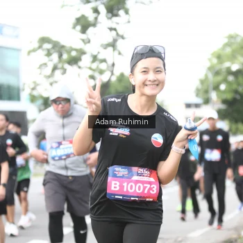 Runner Photo 3568750