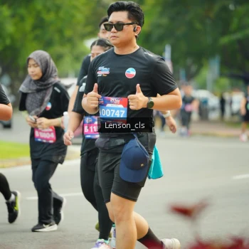 Runner Photo 3568751