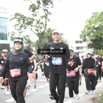 Runner Photo 3568763
