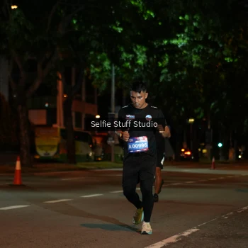 Runner Photo 3568773
