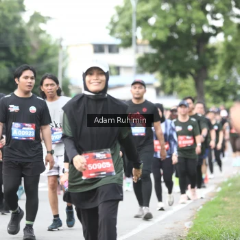 Runner Photo 3568799