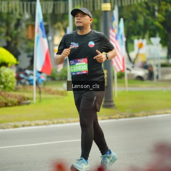 Runner Photo 3568816