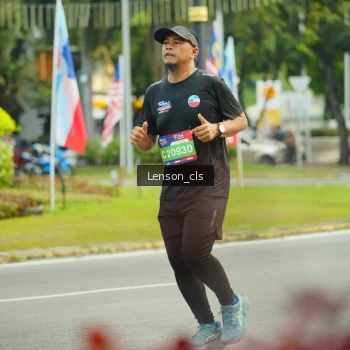 Runner Photo 3568819