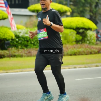 Runner Photo 3568825