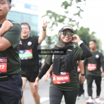 Runner Photo 3568863