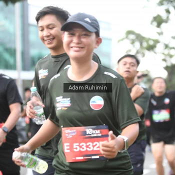 Runner Photo 3568865