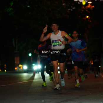 Runner Photo 3568872