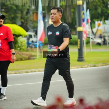 Runner Photo 3568880