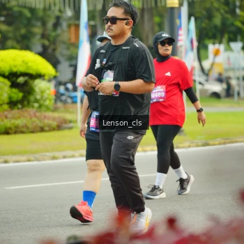 Runner Photo 3568890