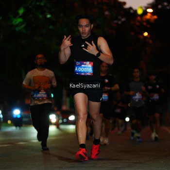 Runner Photo 3568893