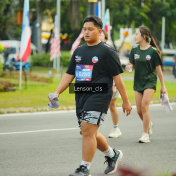 Runner Photo 3568909