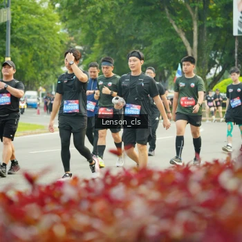 Runner Photo 3568915
