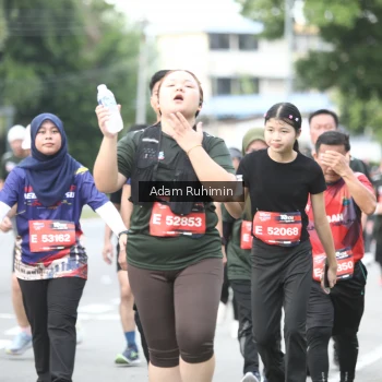 Runner Photo 3568940