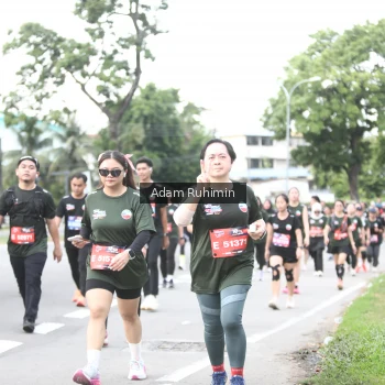 Runner Photo 3568974