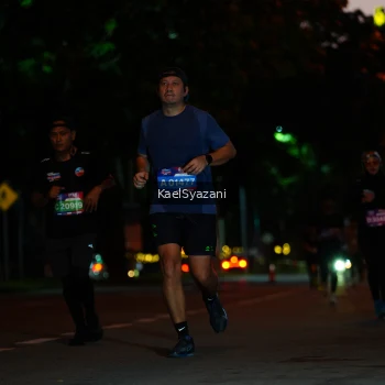 Runner Photo 3568990
