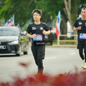 Runner Photo 3569057