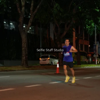 Runner Photo 3569090