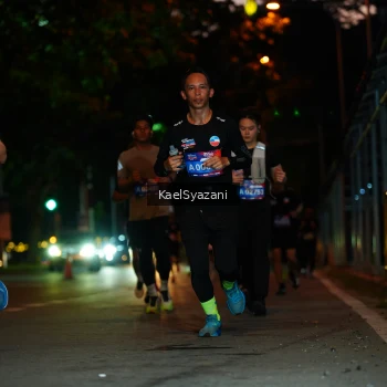 Runner Photo 3569101
