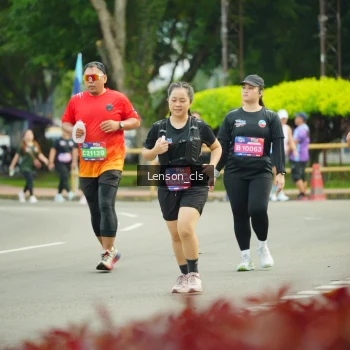 Runner Photo 3569109