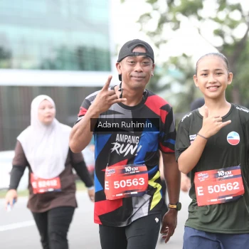 Runner Photo 3569117