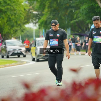 Runner Photo 3569160