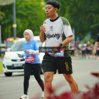 Runner Photo 3569162