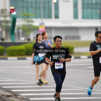 Runner Photo 3569212