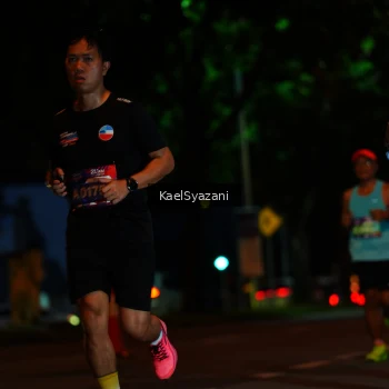 Runner Photo 3569219